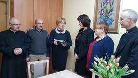 Pokaż zdjęcie: Zawarcie umowy pomiędzy Oddziałem Małopolskim PFRON a Stowarzyszeniem "Przystań"