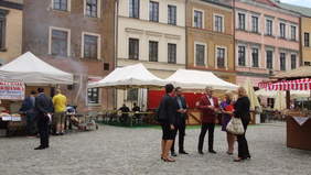 Pokaż zdjęcie: Joanna Olszewska Pełnomocnik Prezydenta Miasta Lublin ds. Osób Niepełnosprawnych, Anna Augustyniak Sekretarz województwa, Katarzyna Fus Dyrektor ROPS w Lublinie, Jerzy Dębski Dyrektor Oddziału Lubelskiego PFRON