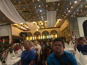 Pokaż zdjęcie: Uczestnicy obchodów jubileuszu 25-lecia WTZ "Modrzew" w Bydgoszczy