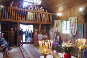 Pokaż zdjęcie: Nabożeństwo w Gładyszowie z udziałem parafian 