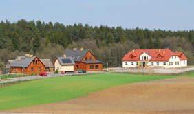Zakład Aktywności Zawodowej "SOWA" i Środowiskowy Dom Samopomocy w Lipniaku.