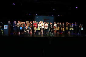 Wspólne zdjęcie uczestników uroczystości