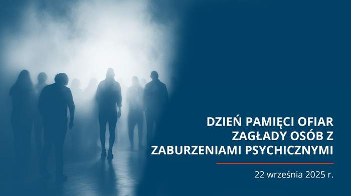 Pokaż zdjęcie: Grafika symbolizującie cienie ludzi na niebieskim tle wraz z napisem "Dzień Pamieci Ofiar Zagłady Osób z Zaburzeniami Psychicznymi"