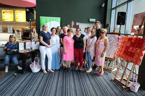 Pokaż zdjęcie: Wystawa z okazji Dnia Matki pt. „Ta Jedyna”