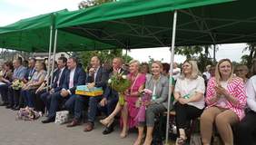 Pokaż zdjęcie: Zaproszeni goście