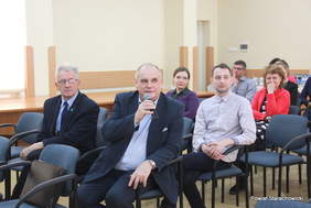 Pokaż zdjęcie: uczestnicy spotkania 