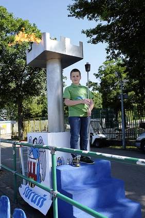 Moment zapalania znicza olimpijskiego