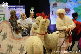 Pokaż zdjęcie: Uczestnicy XV Międzynarodowego Dnia Osób Niepełnosprawnych w Koninie