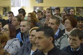 Pokaż zdjęcie: Uczestnicy spotkania w Bobowej