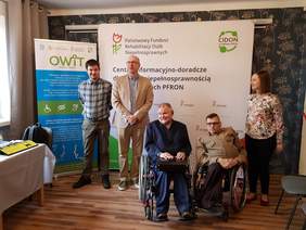 Pokaż zdjęcie: Otwarcie Ośrodka Wsparcia i Testów w Krakowie przy ulicy Podchorążych 3.