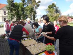 Pokaż zdjęcie: Uczestnicy Jesiennej Biesiady Rajdowej w Śremie