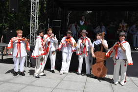 Pokaż zdjęcie: Występ kapeli góralskiej