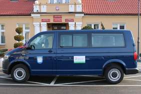 Pokaż zdjęcie: Bus z dofinansowaniem PFRON dla Ośrodka Sportu i Rekreacji w Kazimierzu Biskupim