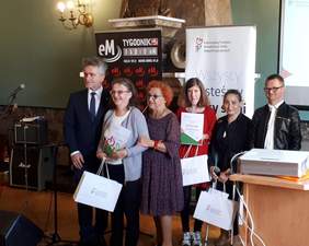 Pokaż zdjęcie: Konkurs Plastyczny ,,Sztuka Osób Niepełnosprawnych” 