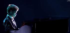 Pokaż zdjęcie: Nagroda Publiczności dla Igora Sobierajskiego