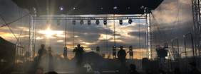Pokaż zdjęcie: Scena Polibuda Open Air 