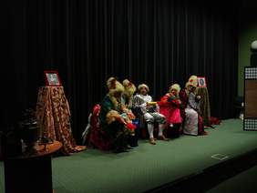 Pokaż zdjęcie: Spektakl "Stiepan Stiepanowicz" w wykonaniu Teatru "My