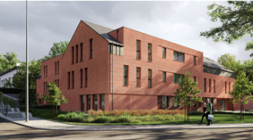 Pokaż zdjęcie: wizualizacja dwukondygnacyjnego dużego obiektu z cegły, obok drzewa, przed nim chodnik, po którym spacerują ludzie.