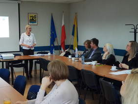 Pokaż zdjęcie: Spotkanie z pracownikami samorządów