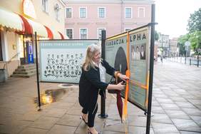 Pokaż zdjęcie: Uroczyste otwarcie wystawy