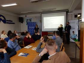 Pokaż zdjęcie: Zaprosiliśmy tłumacza j.migowego