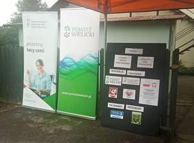 Pokaż zdjęcie: Festiwal dofinansowany ze środków PFRON - informacja dotycząca patronatów honorowych i finansowania Festiwalu