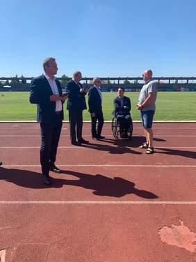 Pokaż zdjęcie: Goście i organizatorzy cd., od lewej: Marcin Piwnik, Mariusz Pasek, Andrzej Michalski, Piotr Pawełko, Grzegorz Kurkowski