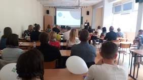 Pokaż zdjęcie: Uczestników seminarium przywitał prof. Marcin Wlazło