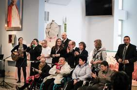 Pokaż zdjęcie: Uczestnicy „Anielskiego Śpiewogrania"