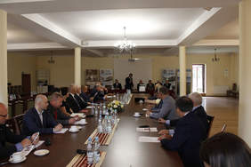 Pokaż zdjęcie: Uczestnicy Konwentu Powiatów Województwa Podkarpackiego, Ulanów 2019