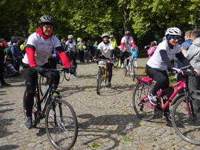 Uczestnicy finału akcji "Nakręceni na pracę-rowerem przez Podkarpacie"