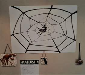 Pokaż zdjęcie: Wystawa pn.: „Oswoić fobię” w Środowiskowym Domu Samopomocy „Zielone Centrum” w Poznaniu