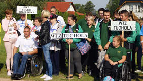 Pokaż zdjęcie: Uczestnicy XV Spartakiady Osób Niepełnosprawnych i Przyjaciół