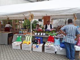 Pokaż zdjęcie: Stoiska dostępne podczas VII Dożynkowego Spotkania Integracyjnego w Zebrzydowicach