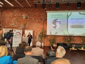 Pokaż zdjęcie: Forum „Ptasi móżdżek moc bez granic”