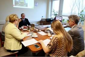 Pokaż zdjęcie: Posiedzenie Kapituły Konkursu Świętokrzyscy Burzyciele Barier, fot. M. Mąkosa Radio Kielce