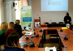 Pokaż zdjęcie: Uczestnicy seminarium