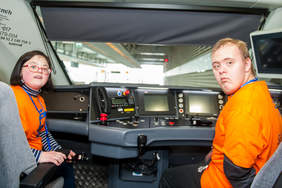 Pokaż zdjęcie: Akcja „Mam pociąg do działania” fot. Krzysztof Kalinowski/LoveKrakow.pl 