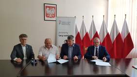 Pokaż zdjęcie: UMOWA WRR ZE STAROSTWEM W PIŃCZOWIE