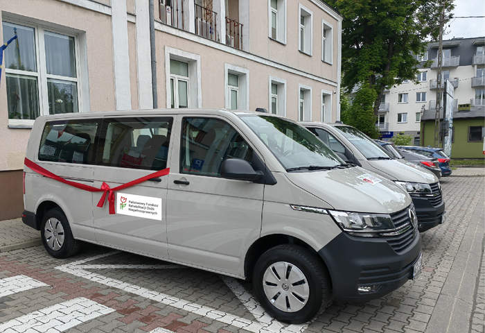 mikrobus przystosowany do przewozu osób niepełnosprawnych