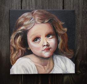 Pokaż zdjęcie: II miejsce (94 głosy) Marysia Obrzut – nagroda: praca namalowana przez Martynkę Grucę. Na zdjęciu praca - namalowany portret.
