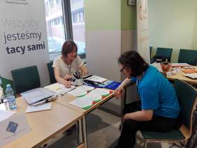 Pokaż zdjęcie: Stanowisko PFRON w Oddziale ZUS w Olsztynie