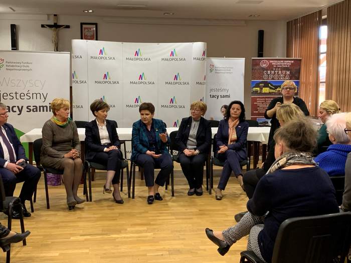 Spotkanie w Starym Sączu - rozmawiające osoby