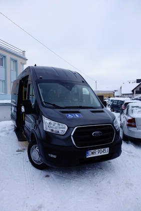 Pokaż zdjęcie: Nowy bus dla WTZ w Gnojnie