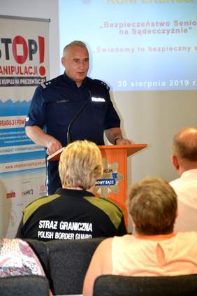 Pokaż zdjęcie: Na zdjęciu: mł. insp. mgr Adam Bukański