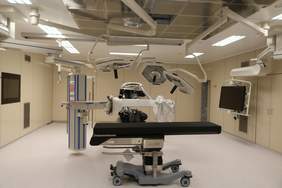 Pokaż zdjęcie: Sala operacyjna w nowym obiekcie.