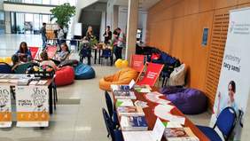 Pokaż zdjęcie: Małe Dni Zdrowia Psychicznego na Wydziale Historycznym UAM w Poznaniu z udziałem Oddziału Wielkopolskiego PFRON 