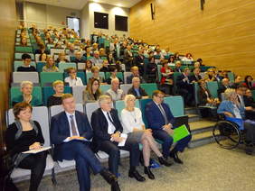 Pokaż zdjęcie: konferencja nt. Kształcenia osób z niepełnosprawnościami i ich sytuacja na rynku pracy w województwie świętokrzyskim 