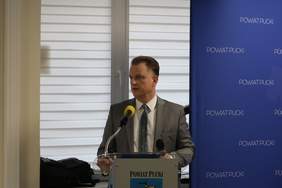 Pokaż zdjęcie: Jarosław Białk – Starosta Pucki.