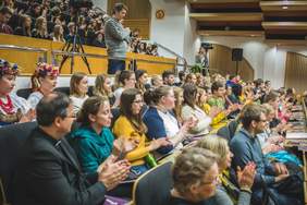 Pokaż zdjęcie: Uczestnicy wydarzenia